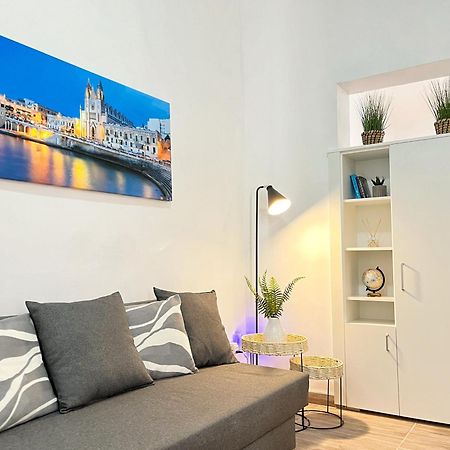Maria & Matthias - Apartments In Central Of Floriana Esterno foto