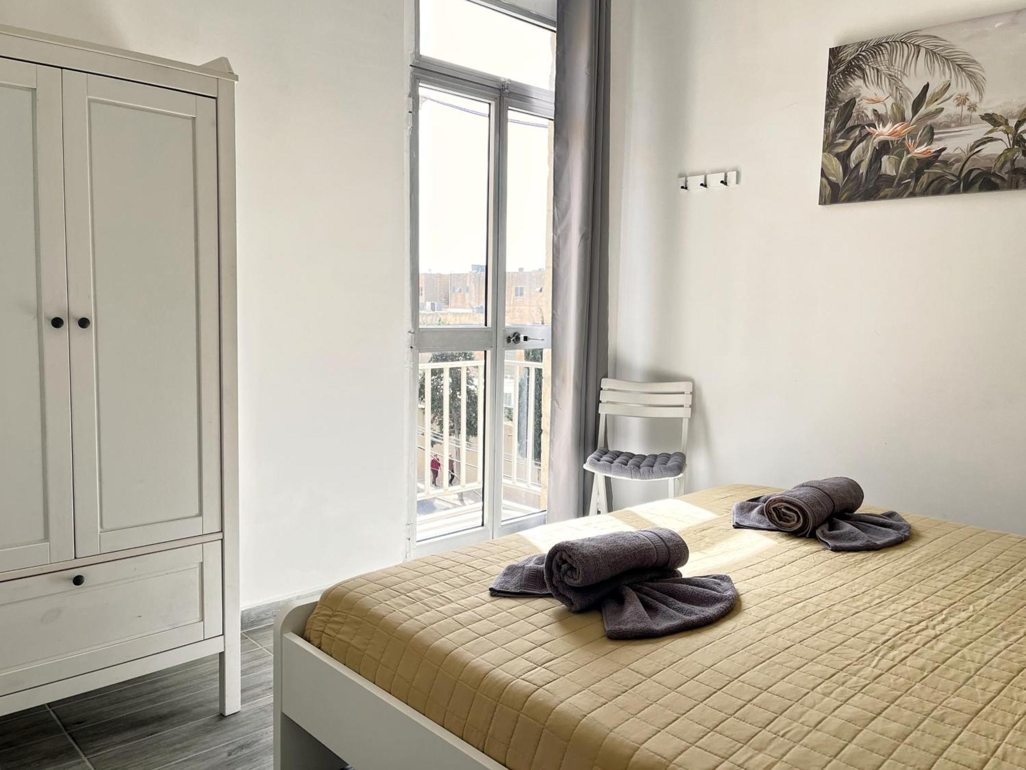 Maria & Matthias - Apartments In Central Of Floriana Esterno foto