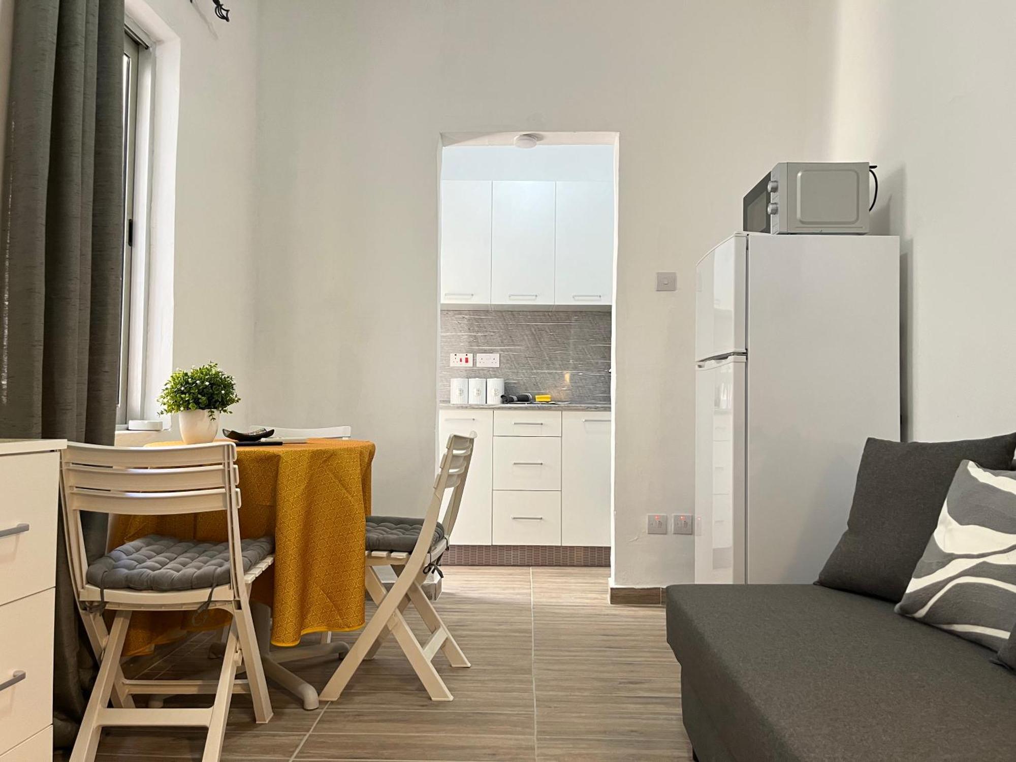 Maria & Matthias - Apartments In Central Of Floriana Esterno foto