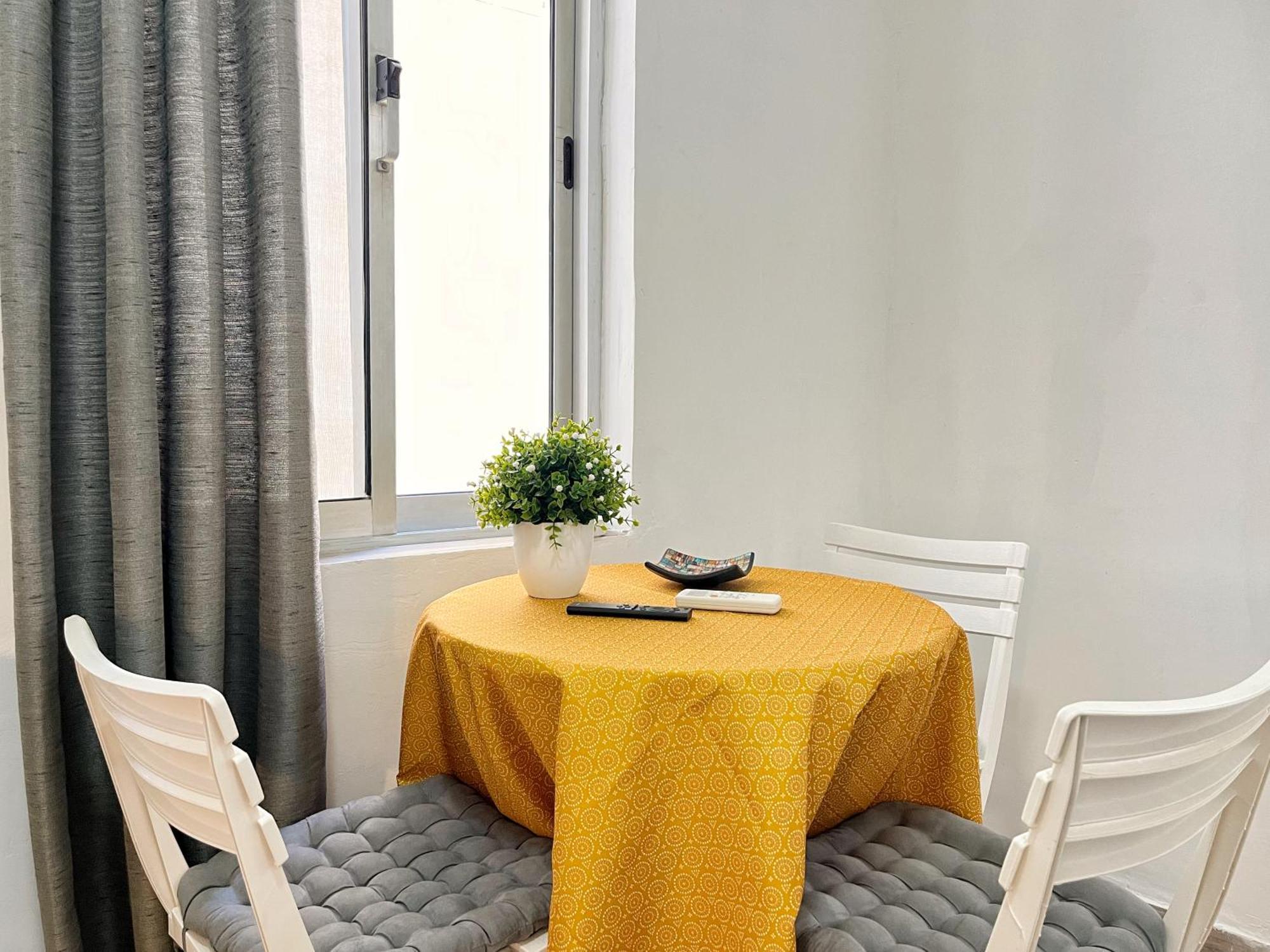 Maria & Matthias - Apartments In Central Of Floriana Esterno foto